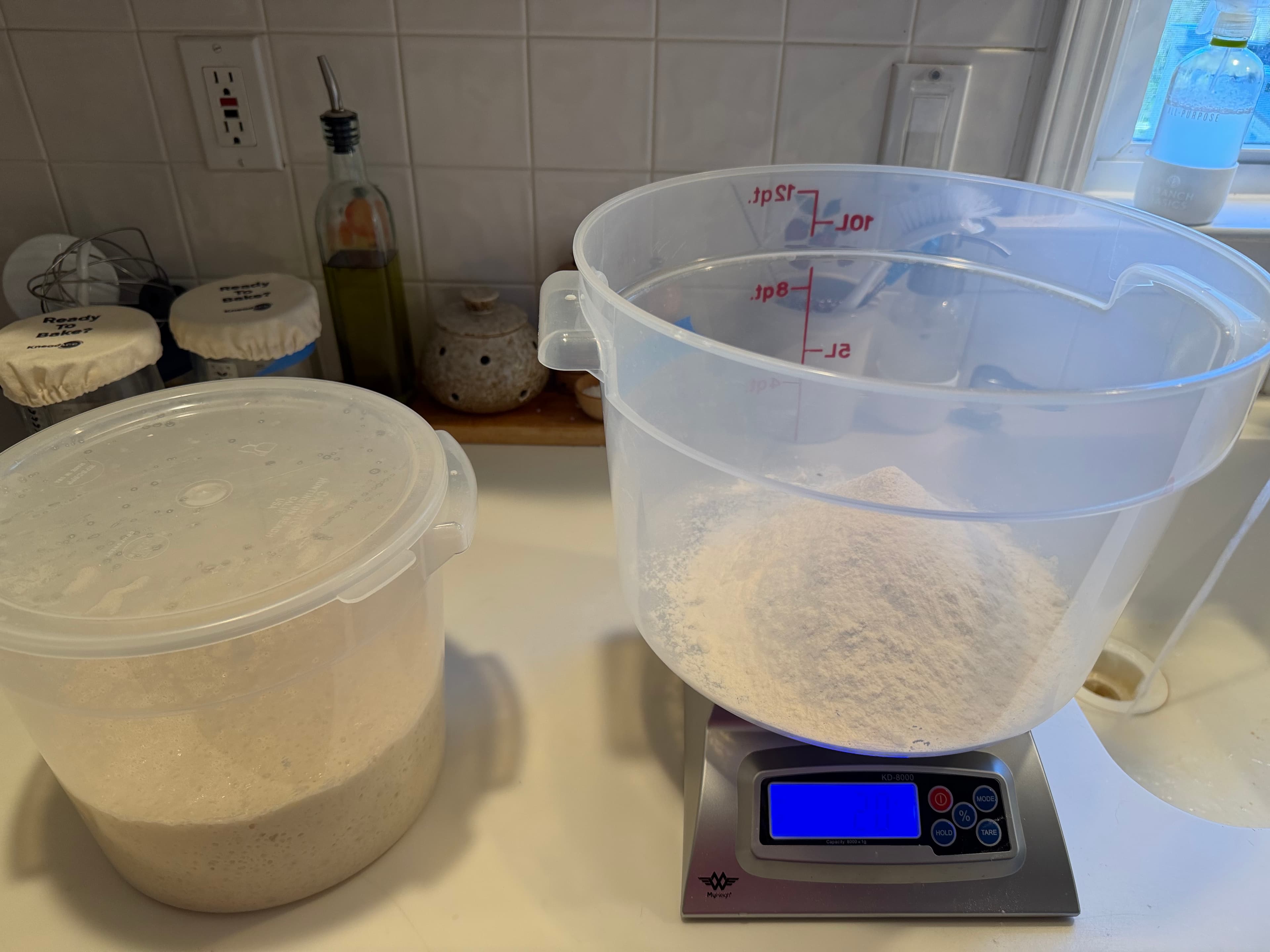 Dough tub and scale